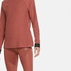 Nike Women's hoodie with leggings